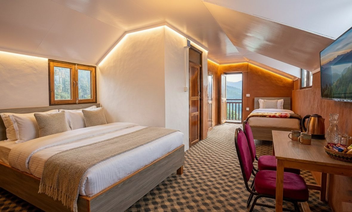 Heritage Attic Room with Breakfast